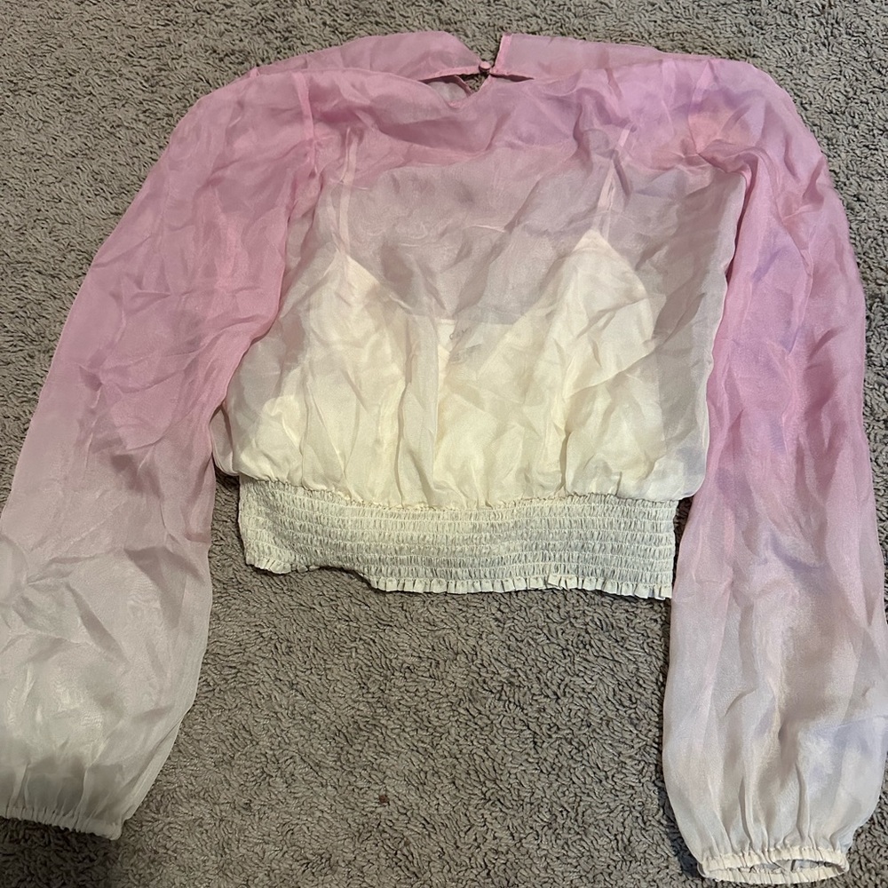 Cute top. Ombré type pattern